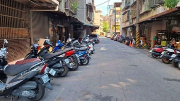 新民街巷內公寓一樓住店辦工作室空間大｜新北市淡水區新民街