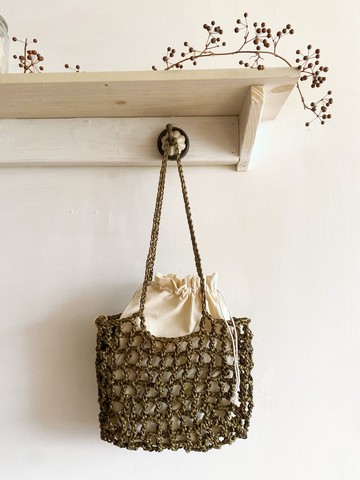 好日手作。韓國仿皮革線日常浪漫小品編織手提包(閃閃墨綠色)