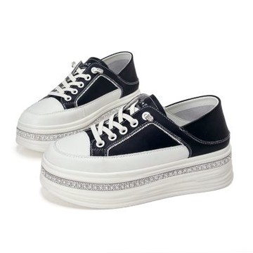 Robinlo 真皮2WAY厚底個性亮鑽點綴休閒小白鞋 MERIT 經典黑/奶油白