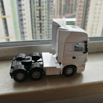 斯堪尼亞貨柜車模型牽引拖頭比例牛津3橋8輪SCANIA素白合金1:76