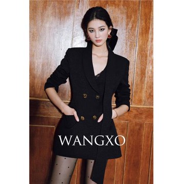 WANGXO｜星空感樹皮皺砂礫麻感｜異形金屬扣｜青果領飄帶收腰西裝