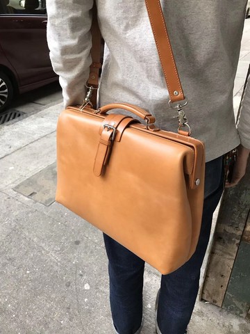 原色 口金公文包