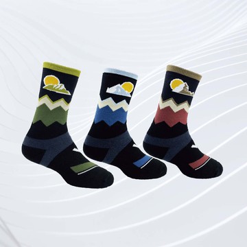 【WOAWOA】日出百岳插圖款 極致速乾運動羊毛登山襪-高筒(羊毛襪 機能襪 美麗諾 厚襪 除臭襪 長筒襪)