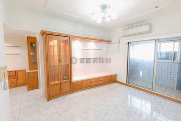 小歐班X五甲核心｜三面採光｜高樓景觀四房平車｜高雄市鳳山區五甲一路
