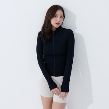 Mori girl 微高領合身運動外套 黑