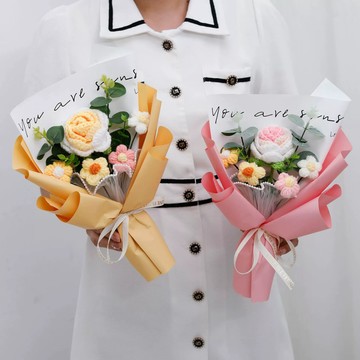 編織花束 成品 帶燈針織花束 向日葵花束 玫瑰花束 永生花束 畢業花束 情人節花束 母親節 生日花束 送老師 送女友
