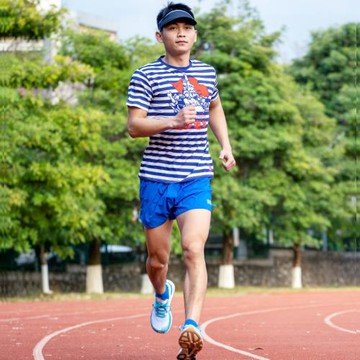 URG經典跑步T恤男女春夏秋季薄款運動健身專業馬拉松超輕速干圓領