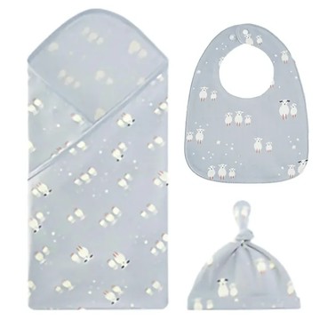 Kori Deer 可莉鹿 彌月禮盒組-北歐風嬰兒萬用包巾+寶寶帽+圍兜 親膚材質 送禮自用兩相宜  1入  灰色小羊  75x75cm