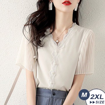 【LANNI 藍尼】現+預 簡約質感純色拼接舒適清雅蕾絲上衣(約會/夏季/OL/素色)