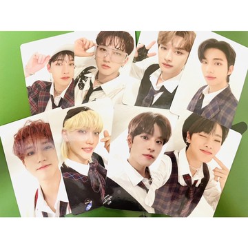 韓居🇰🇷 官方小卡組 STRAY KIDS HOLIDAY SPECIAL  CHRISTMAS 聖誕 特典