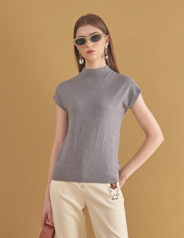 ★【喜芝梅】簡約舒適內搭短袖上衣(七色；F) 225018907