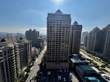 面藝文核心麗晶花園廣場座北朝南三房雙主臥雙車位｜桃園市桃園區同德五街