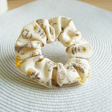 Lovely日本布【動物童話髮束、米】大腸圈