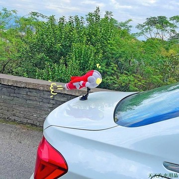 關注上新👨摩托車後備箱裝飾玩偶公仔 電瓶電動車裝飾小配件 可愛汽車車載擺件 汽車百貨 汽車潮牌 BddR