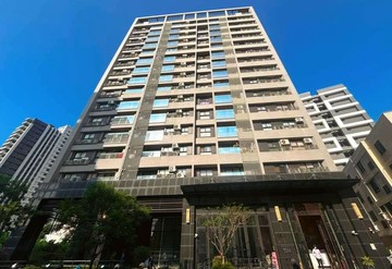 楠梓⭐大學17景觀三房+車位⭐可停休旅車｜高雄市楠梓區大學十七街
