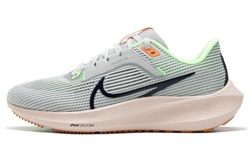 WMNS AIR ZOOM PEGASUS 40 PHOTON DUST MANDARIN