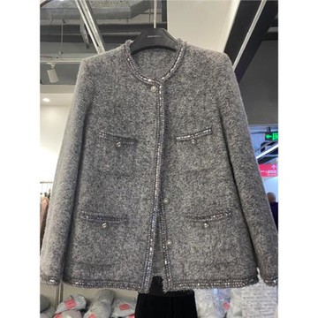 (免運)大碼高級感灰色氣質千金小香風外套女早春新款羊毛呢加厚寬松大衣