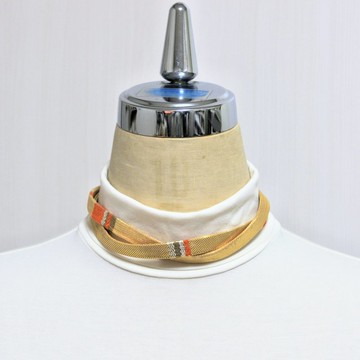 和服翻版 鰹魚製成的項圈