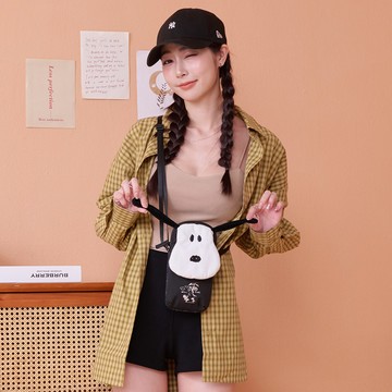 【SNOOPY】史努比75週年造型隨身包-黑色 BCP24Q09BK