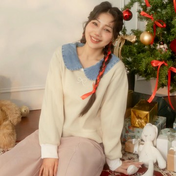 撞色蝴蝶結短版大學TEE