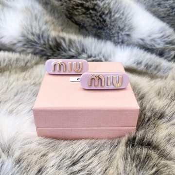 MIUMIU 爆款千金名媛風MIUMIU字母LOGO髮夾(粉色配金色)(一對兩入)