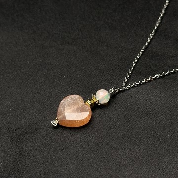 粉橘月光石 蛋白石 愛心 不銹剛項鍊 小朋友可配戴S26AD02-03