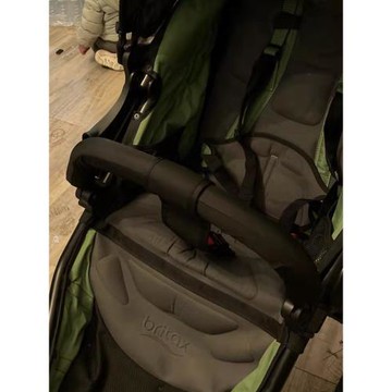 熱賣通用嬰兒車口袋車傘車防滑連接帶前護檔 免縫 延長帶童車蚊帳