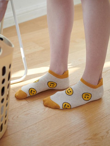 Emoji Sneakers Plus Band Socks Happy