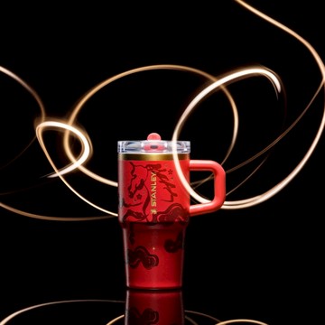 STANLEY 防漏吸管隨手杯 0.59L / 馬年限定 赤駒紅