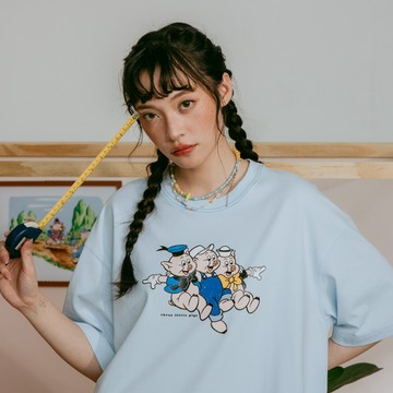 【gozo】迪士尼系列 三隻小豬康康舞會涼感T恤(淺藍_F) | 女裝 圓領 吸濕 涼爽