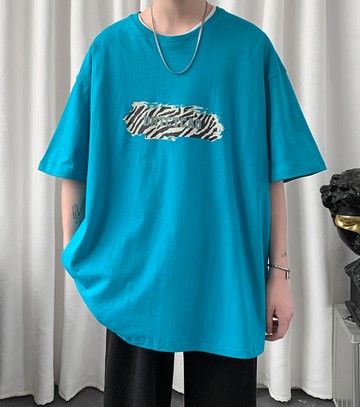 FINDSENSE X 韓潮 個性斑馬紋字母印花 寬鬆大尺碼 男士 純棉 短袖T恤