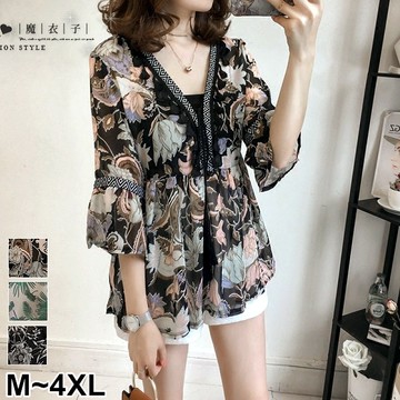 【QV2578】魔衣子-花朵V領流蘇中長喇叭袖上衣