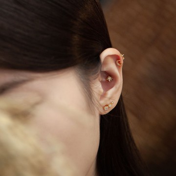 小星光純銀耳環 | 星空系列 | 星光。輕珠寶。經典。可改夾