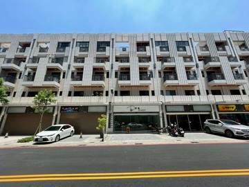 五甲商圈｜福誠中學｜電梯透天5樓店面~5年新屋｜高雄市鳳山區福誠三街