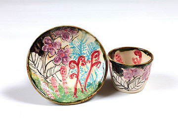 淺色花卉繪畫和釉彩繪畫免費杯子套裝