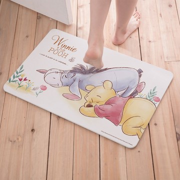 【收納王妃】Disney 迪士尼 硬式珪藻土地墊 維尼 插畫系列  地墊 吸水墊 (60x39x0.9cm)