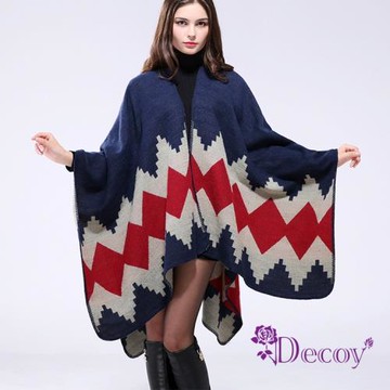【Decoy】民族菱格＊雙色加大保暖斗篷式外套
