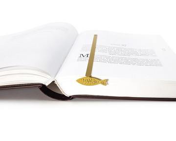 小型魚造型書籤，適合水族愛好者與書蟲的書籍禮物。