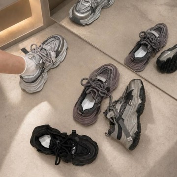 榮榮鞋坊 【台灣出貨 獨家女鞋品質 不拿低價劣品跟我比】 厚底老爹鞋 機能運動鞋 增高跑步鞋 3319