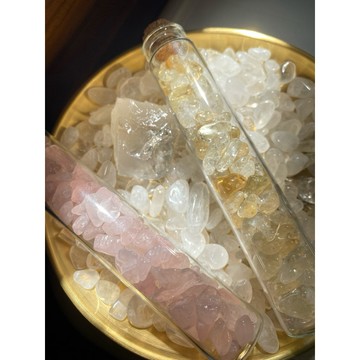 靈氣水晶能量許願瓶 水晶碎石 七脈輪 天然水晶 極光23 全方位淨化 招財 招貴人