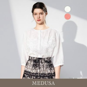 現貨【MEDUSA 曼度莎】文藝壓花刺繡純亞麻上衣 - 2色（M-XL）｜亞麻上衣 刺繡上衣 透氣涼感