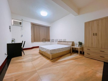 小港１２米路上前路後巷黃金店住｜使用空間大｜高雄市小港區平和路