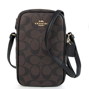 COACH 金馬車滿版LOGO拉鍊斜背手機包(咖黑色)
