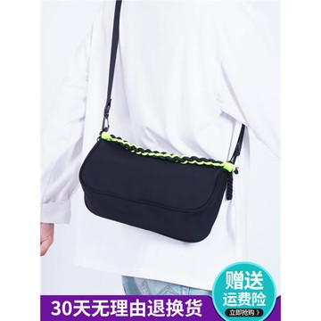 Hong OmO潮牌2024新款斜挎包男女休閑可手提情侶包學生帆布單肩包