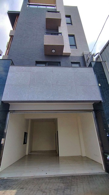 喀哩國小VS媽祖廟全新邊間別墅透店｜台中市烏日區溪南路二段