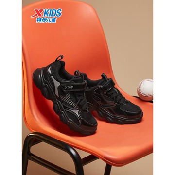 特步童鞋秋冬新款中大童男童時尚百搭休閑鞋兒童運動防滑耐磨鞋子