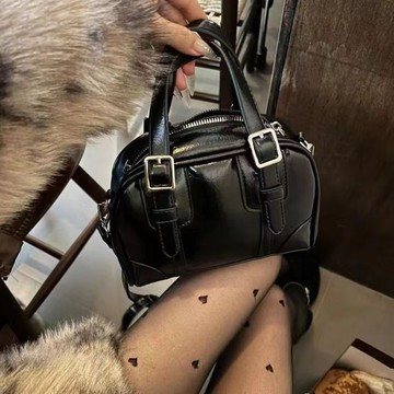 Bag House👜 韓係時尚包包女新款高級質感複古手提小包小衆少女單肩斜跨包
