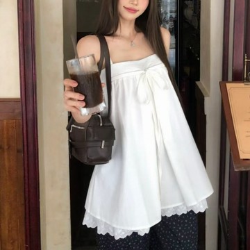 白♥️現貨秒出【JinG】溫柔簡約*蕾絲下擺平口細肩綁帶小洋裝♥️娃娃裝 孕婦裝 氛圍感 無袖上衣 短版背心