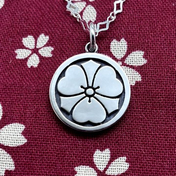 劍片喰家徽項鍊，925 純銀製