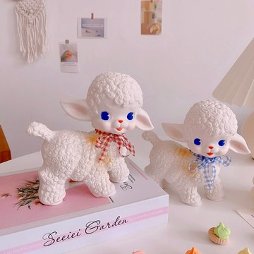 可愛少女心膠皮娃娃 昭和小羊小綿羊發聲ins擺拍道具送絲帶